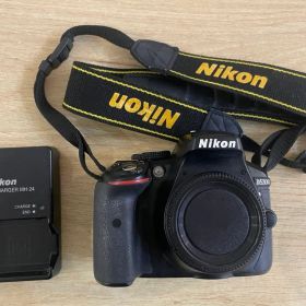 Nikon D5300 デジタル一眼レフカメラ 本体のみ