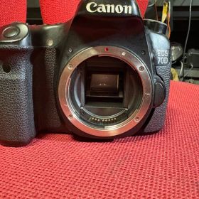 Canon EOS 70D デジタル一眼レフカメラ