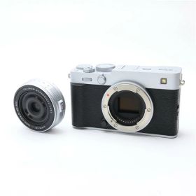 【中古】 《美品》 FUJIFILM X-E5 XF23mm F2.8 R WRレンズキット シルバー 【ストラップ取付部部品交換/各部点検済】 [ デジタルカメラ ]