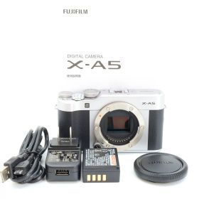 【中古】【1年保証】【良品】FUJIFILM X-A5 ボディ シルバー