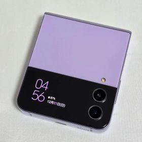 【新品同様】Galaxy Z Flip4 ボラパープル ドコモ版