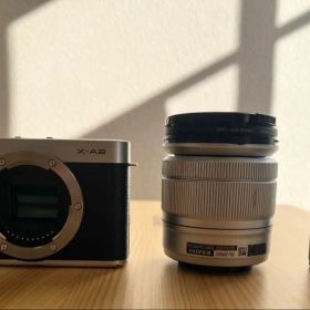 Fujifilm X-A2【レンズ付き】【バッテリー付き】