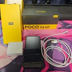 POCO F4 GT