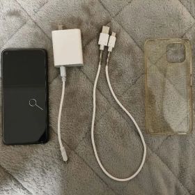 Xiaomi Mi 11 Lite 5G 本体＋充電器等セット