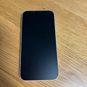 Apple iPhone 13 ホワイト 本体