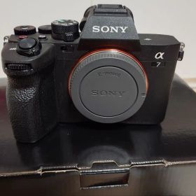 SONY α7Ⅳ ILCE-7M4ミラーレスカメラ 箱・バッテリー付き
