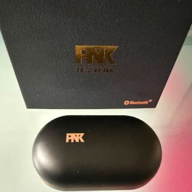 【ほぼ未使用品】VIOT TE-W1-PNK ピヤホン6 ワイヤレスイヤホン