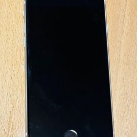 Apple iPhone SE 第3世代 ホワイト