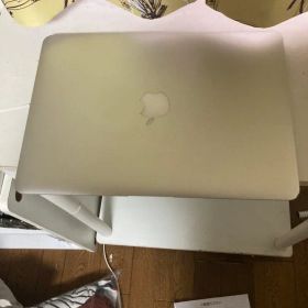 MacBook Air (13-inch, 2017) 本体