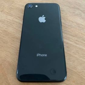 iPhone 8 64GB