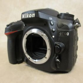 【大人気】 Nikon ニコン D7100 ボディ デジタル一眼レフカメラ