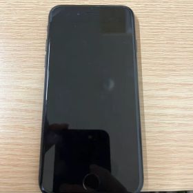 Apple iPhone 7 128GB ブラック