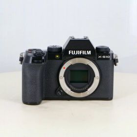 【中古】 (フジフイルム) FUJIFILM X-S10 ボディ【中古カメラ デジタル一眼】 ランク：AB
