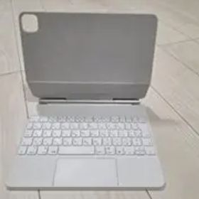 美品 iPad Magic Keyboard 11インチ 日本語(JIS)