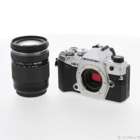 【中古】OM SYSTEM OM-5 14-150mm II レンズキット シルバー 【258-ud】