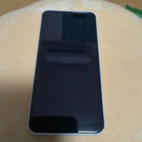 スマートフォン ドコモ arrows we F-51B 白