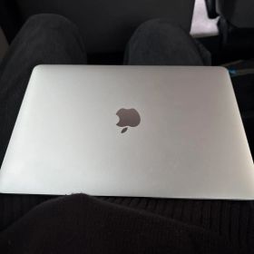 MacBook (Retina, 12-inch, 2017) 中古品 おまけ付