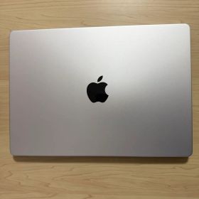 MacBook Pro M3 シルバー 14インチ 16GB 1TB