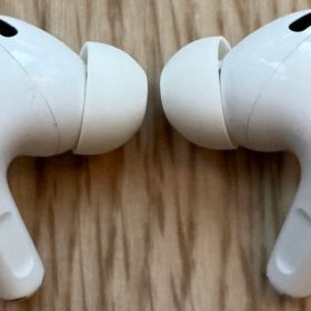 AirPods Pro第2世代 モデル番号A2698/A2699