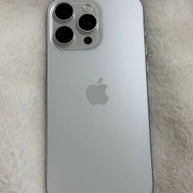 Apple iPhone 15 Pro Max ホワイトチタニウム 本体