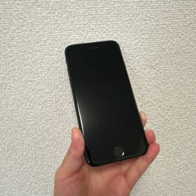 ジャンク品 Apple iPhone SE 第二世代 ブラック 本体