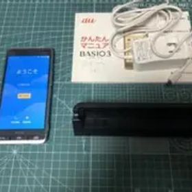 au 京セラ BASIO3 ベイシオ3 美品 32GB SDHC