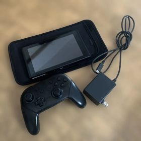 Nintendo Switch 本体 2019年製 XKJ