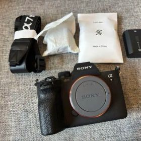 （超美品） SONY α7IV 本体