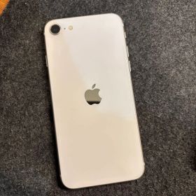 iPhone SE（第3世代） 64GB ホワイト バッテリー100% 142