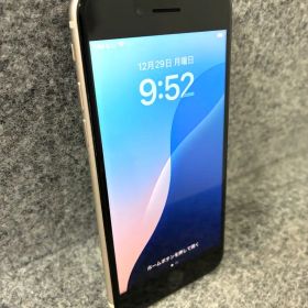 iPhone SE第3世代 64GB スターライト