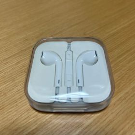 新品未使用Apple EarPods ケース付き3.5mmジャック