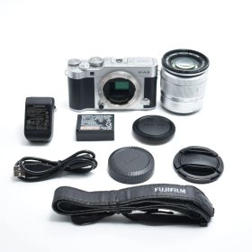B#9389 富士フイルム(FUJIFILM) ミラーレス一眼 X-A3 レンズキット シルバー X-A3LK-XC-S