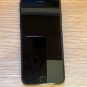 Apple iPhone 7 ブラック 本体