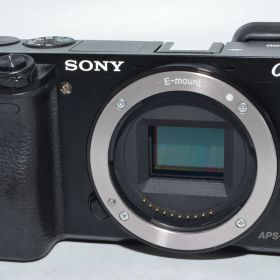 【良品】 SONY ソニー ミラーレス一眼 α6000 ボディ ブラック ILCE-6000 B #SA29