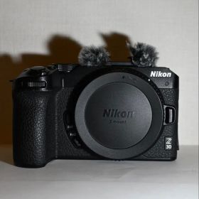【Nikon Z30 ボディ】シャッター約12,000回 ウィンドジャマー付き