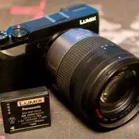 LUMIX GX7MK2 14-140レンズ付き panasonic