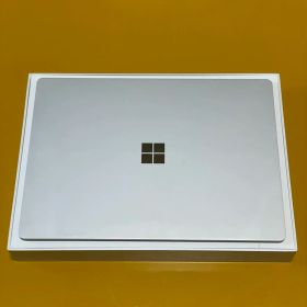 Microsoft Surface Laptop 128GB / 4GB
