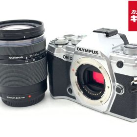 【中古】 【良品】 オリンパス OM-D E-M5 MarkIII 14-150mm II レンズキット シルバー