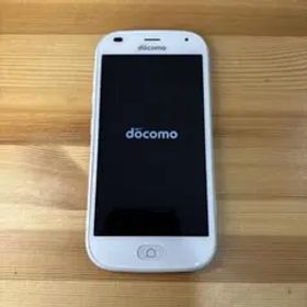 NTT docomo F-42A ホワイト