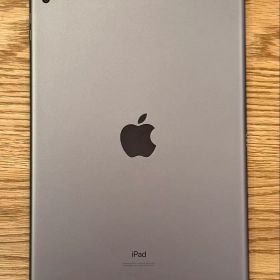 iPad 第8世代 32GB