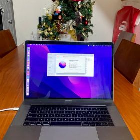 MacBook Pro 2016 （15インチ）16GB