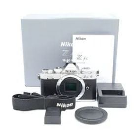 ショット数647回、元箱付き。★新品級★ Nikon ニコン Zfc ボディ シルバー