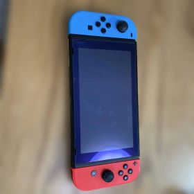 Nintendo Switch 本体 青/赤