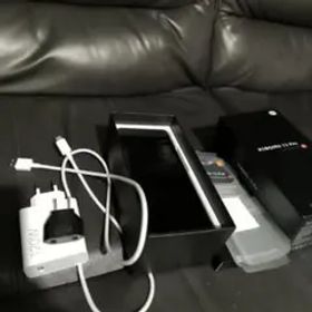 Xiaomi Mi13 Pro 本体 充電器付き