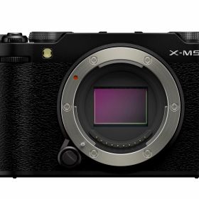FUJIFILM X-M5 ボディ [ブラック] 富士フイルム デジタル一眼レフカメラ