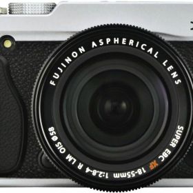 【中古】【アウトレット品】FUJIFILM ミラーレス一眼 X-E2 ズームレンズキット シルバー F X-E2S/1855KIT