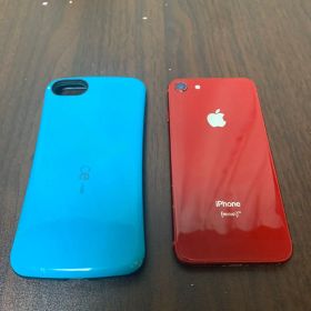 iPhone 8 (PRODUCT)RED au 64GB
