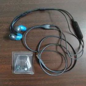 SHURE SE215 Special edition