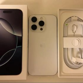 【Apple】iPhone 16Pro 256GB ホワイトチタニウム色