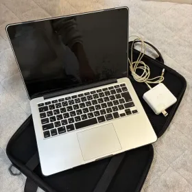 Apple MacBook Pro 2015 15型 新品¥40,000 中古¥16,800 | 新品・中古の